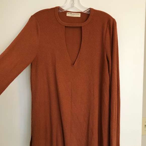 Urban Outfitters V neck Sweater - Picture 2 of 3